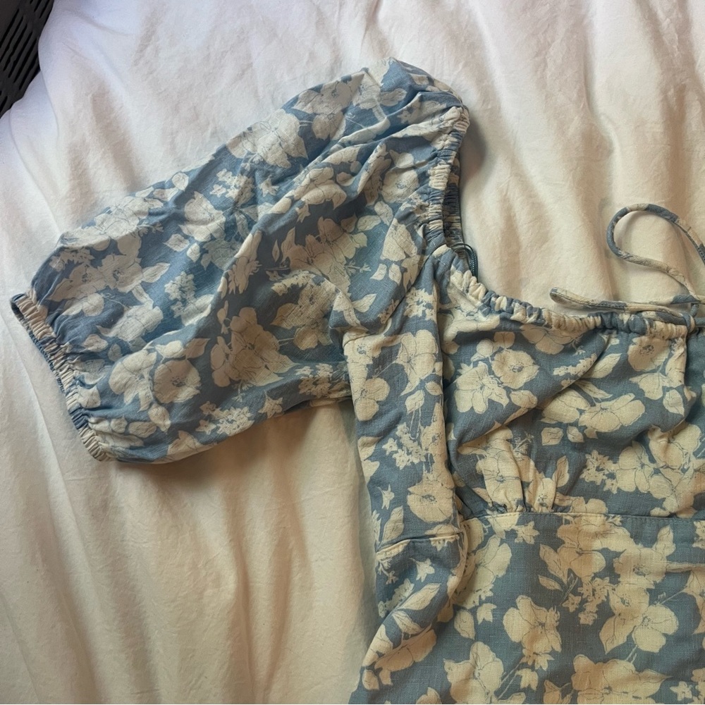 Abercrombie Blue and White Floral Linen Puff Sleeve Corset Blouse size Medium - Picture 8 of 12